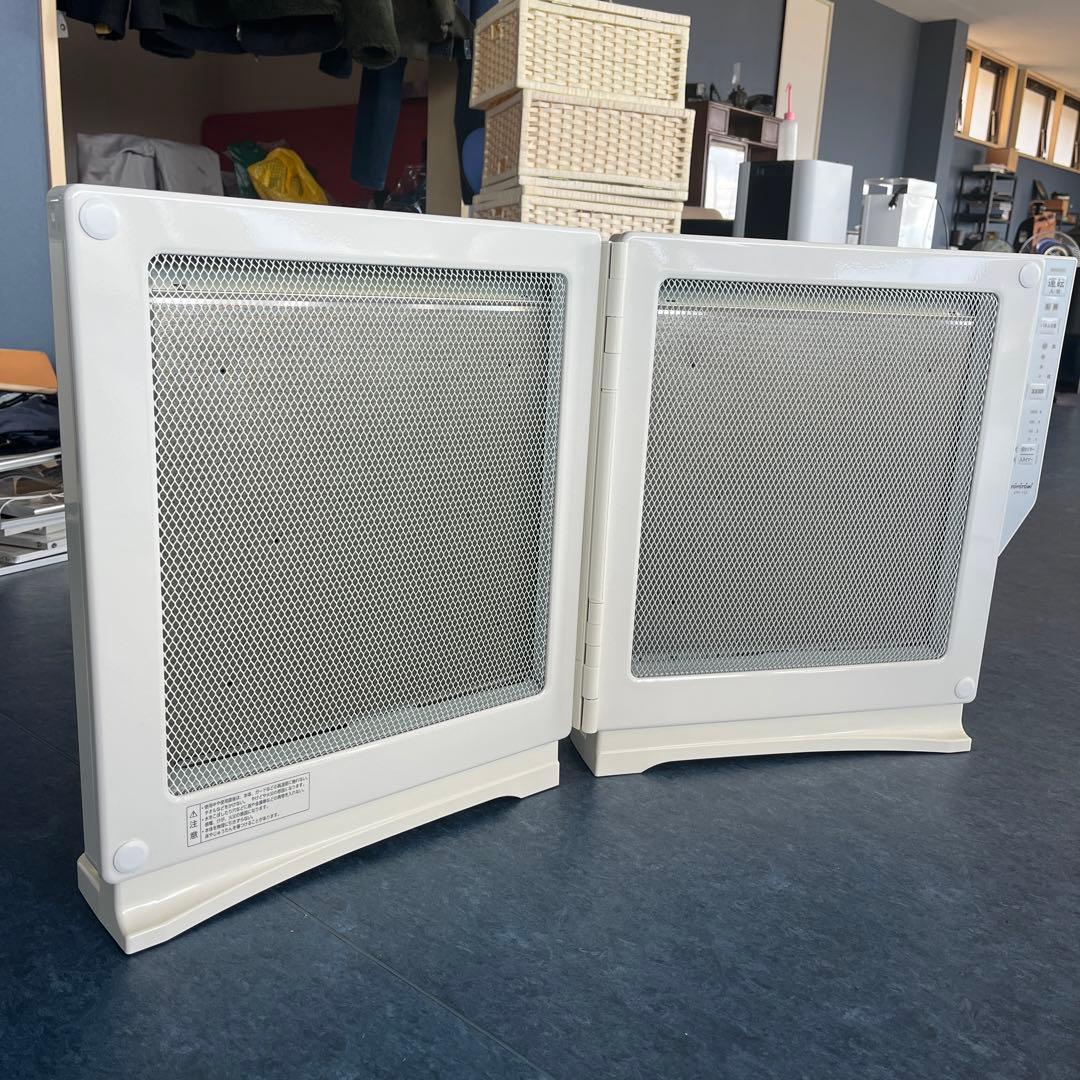 美品 トヨトミ 遠赤外線 パネルヒーター DeuxR POELE EPH-122