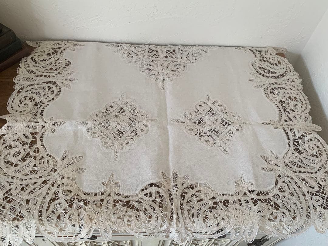 iori バテンレース　テーブルクロス　ハンドワーク　蚤の市