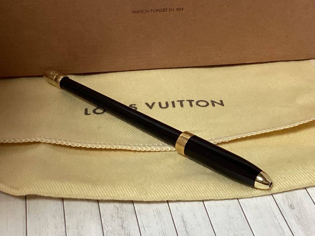 美品ルイヴィトンLouis Vuitton ボールペン 本体本物