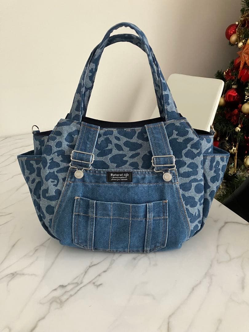 943Hiroko Higa 大きめヒョウ柄デニムリメイクバック