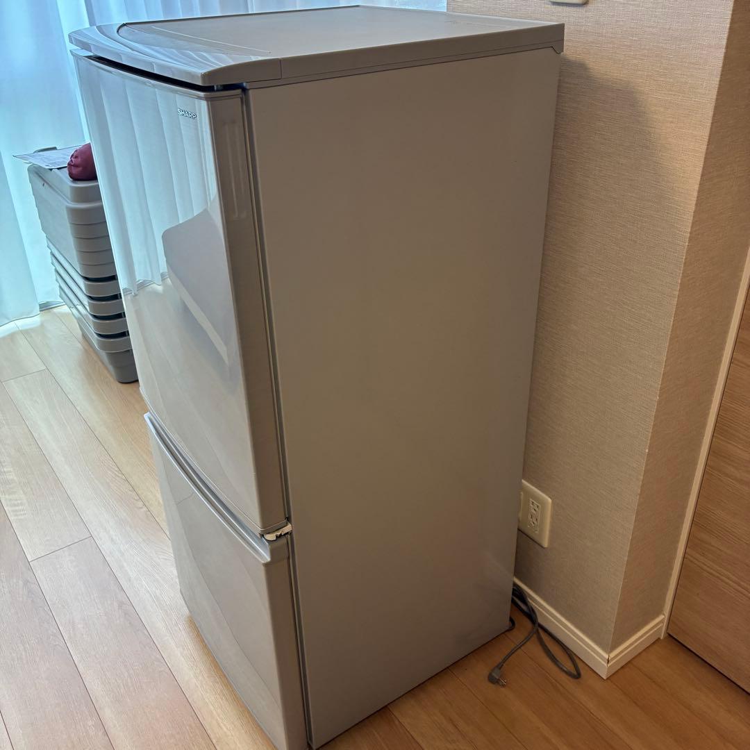 ★送料込 SHARP 冷蔵庫 137L シルバー SJ-D14D-S