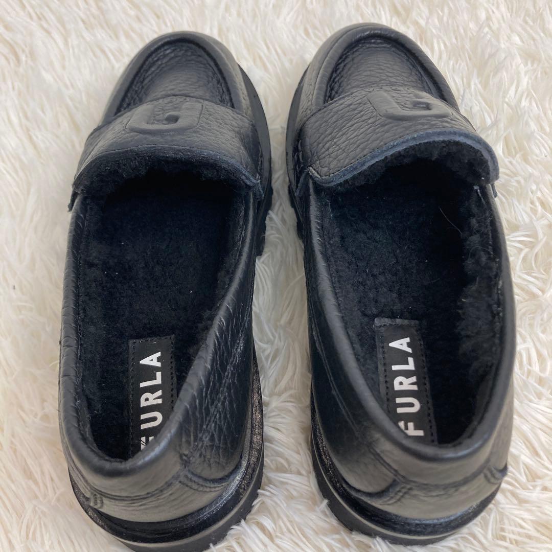 美品　FURLA 厚底　ボア　ローファー　36