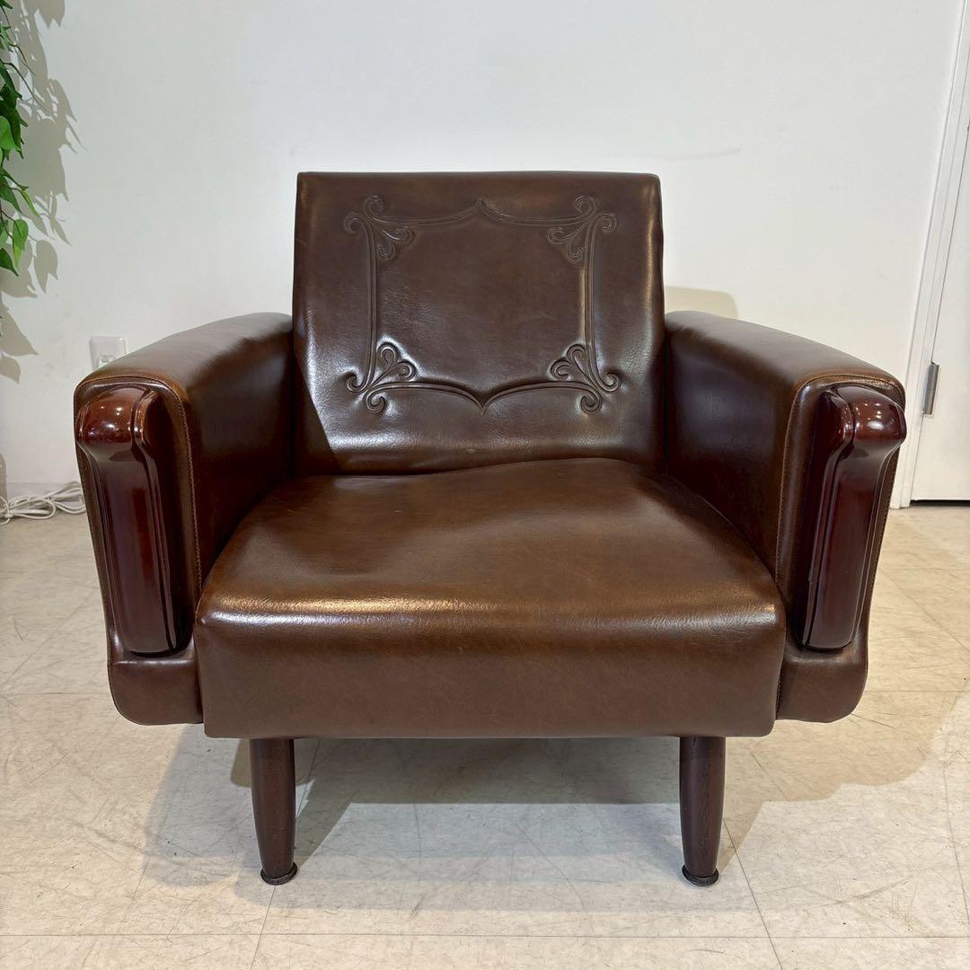 ヴィンテージ　レザー　1人掛けソファ アームチェア クラシック　喫茶店　レトロ
