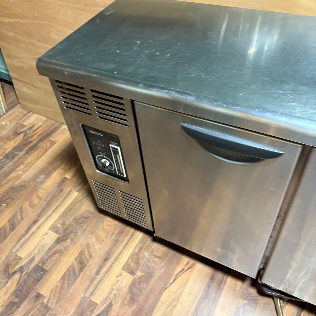 送料込み　サンヨー 3ドア 冷蔵コールドテーブル SUC-N1541J