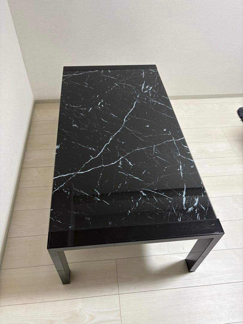 ローテーブル　大理石柄