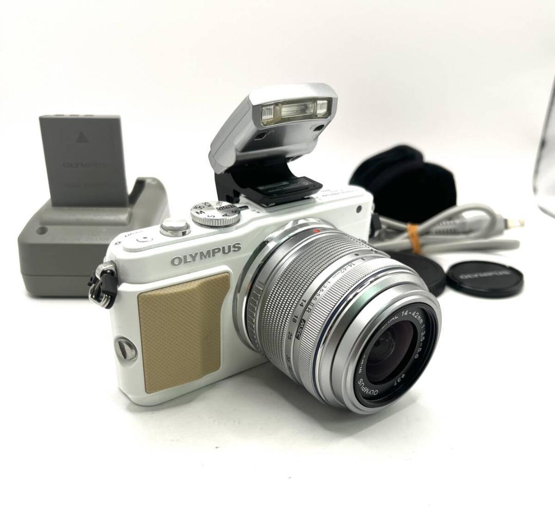 オリンパス PEN Lite E-PL5 レンズセット #259504