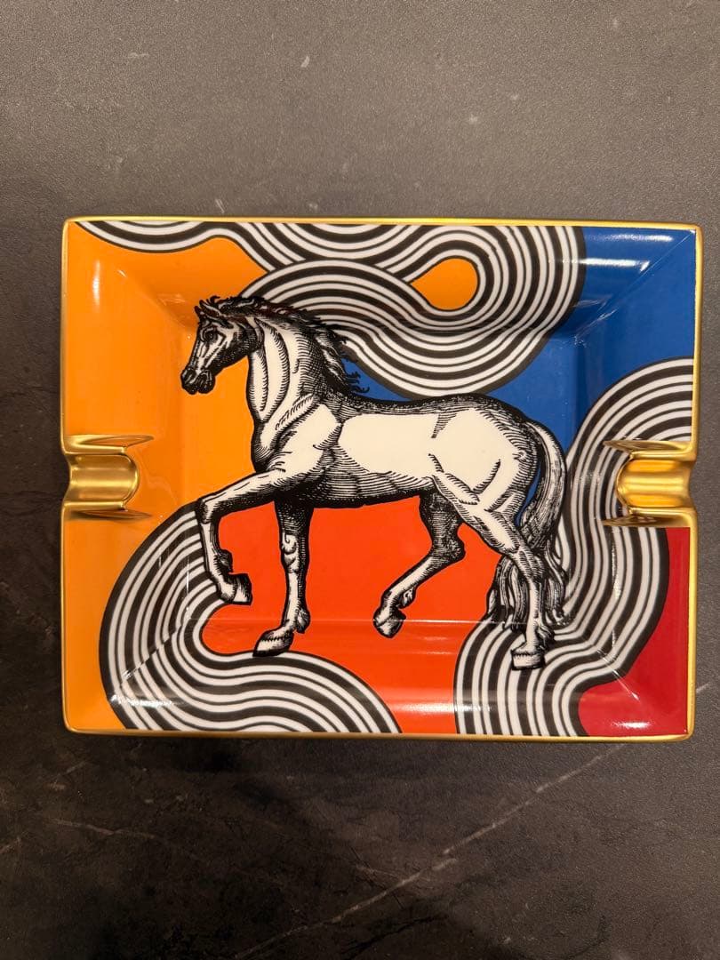 新品未使用 HERMESエルメス 灰皿＜シュヴァル・コスミック＞