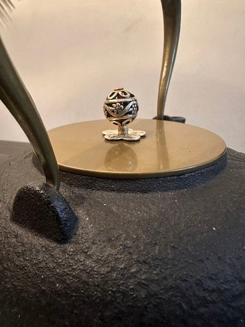 鋳鉄 花模様 鉄瓶