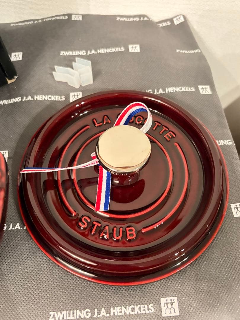【希少】staubココットラウンド　16cm グレナディンレッド