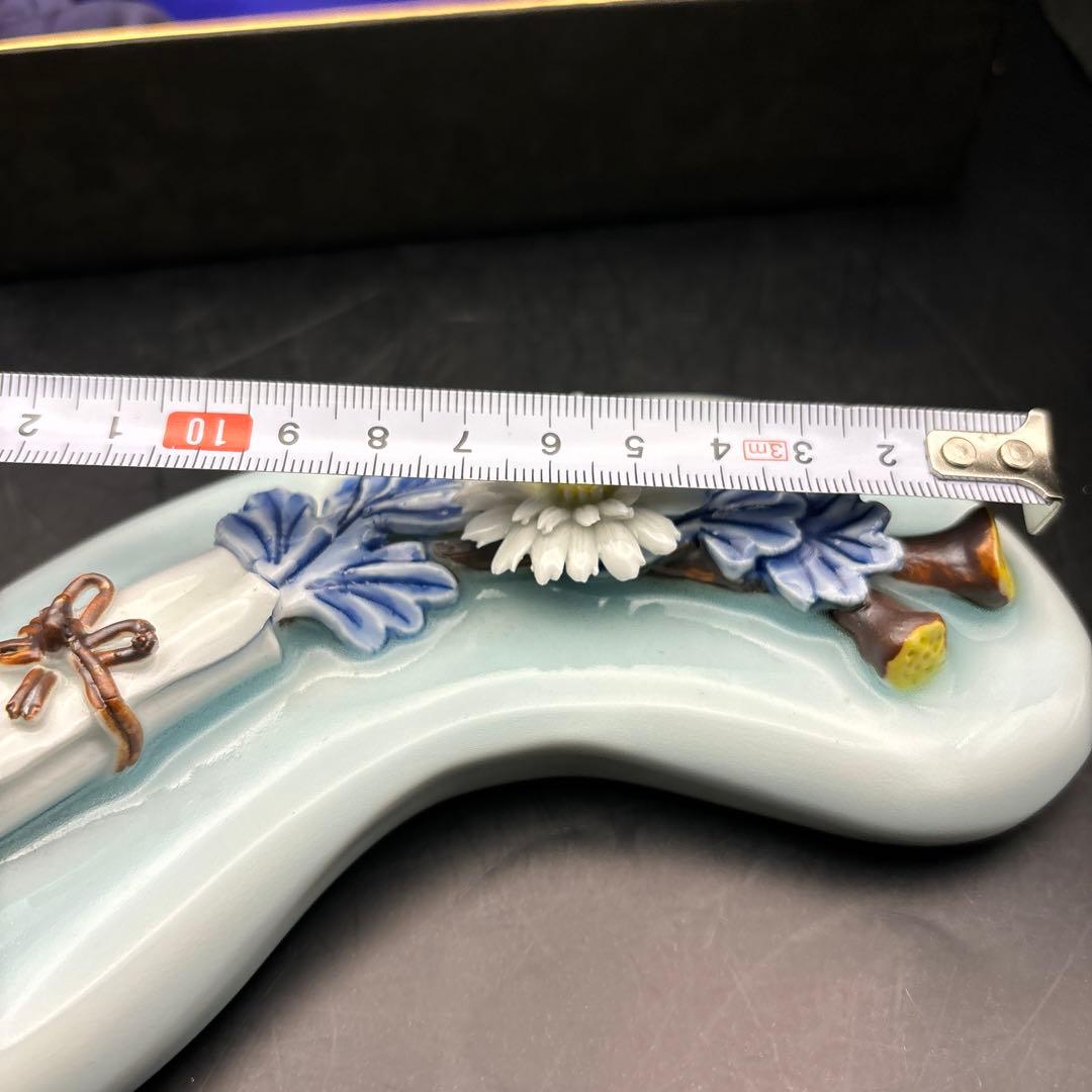 平戸洸祥団右ヱ門窯　平戸焼　菊花　平戸菊花飾　文鎮？　置物　ペーパーウェイト