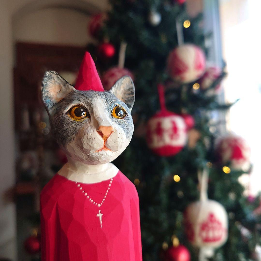 イソベサンタ　アニマルサンタ　ネコ　動物シリーズ　木彫りのサンタ　木製　新品＊＊