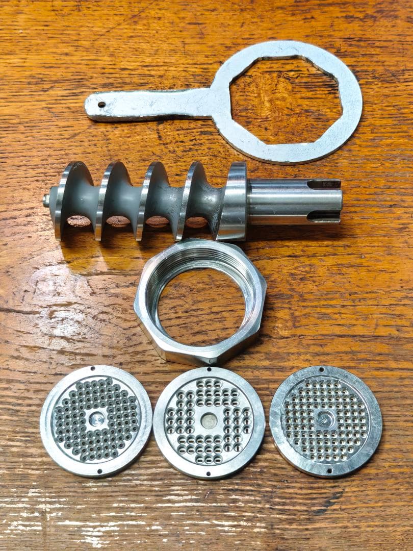 金土日の週末セール！　業務用 十割蕎麦製麺機　そば達人　中古品　送料込み