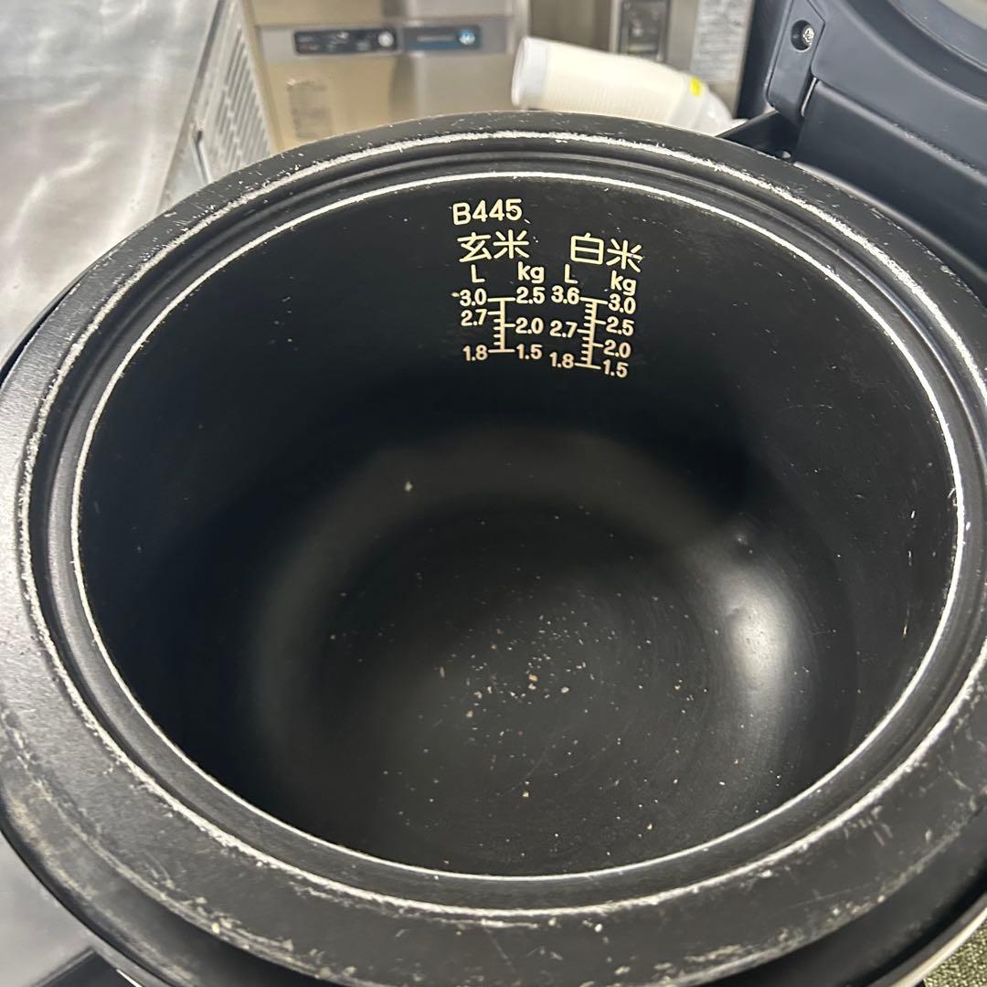 5747②象印 2升 業務用マイコン炊飯ジャー 極め炊き NS-QC36-XA