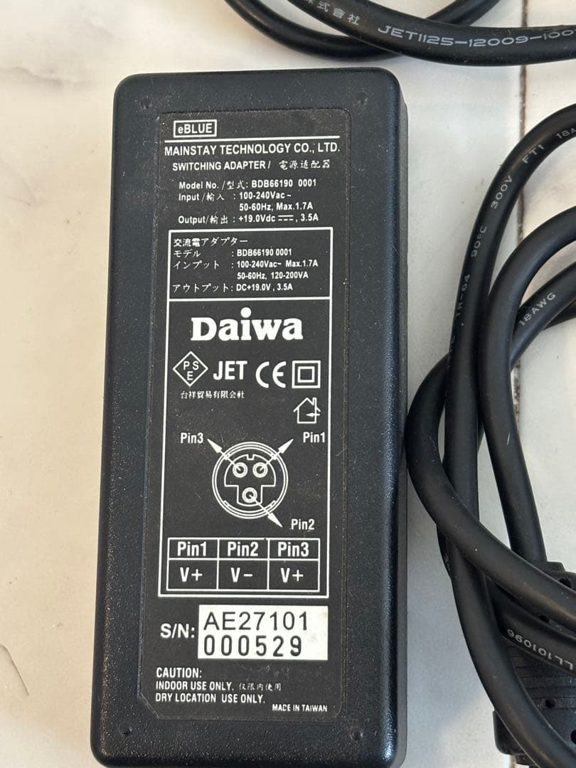 電動リールバッテリー ダイワ スーパーリチウム 8000WP-L 付属品付き