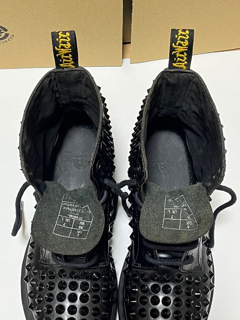 ドクターマーチン 24cm 8ホール スタッズ　Dr.Martens