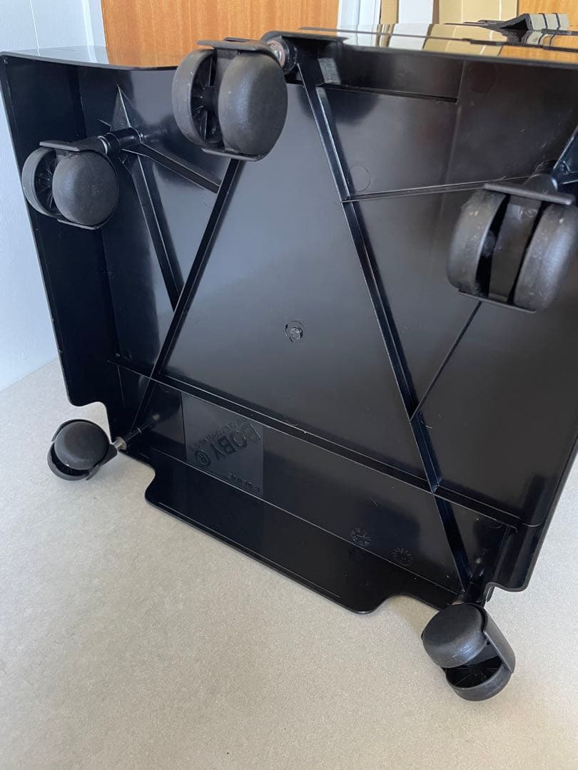 ボビーワゴン (黒/2段3トレイ/仕切りトレーつき)