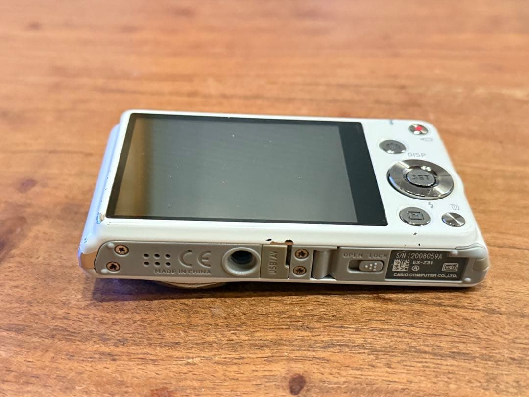 CASIO EXILIM EX-Z31 カシオ　エクシリム　デジタルカメラ