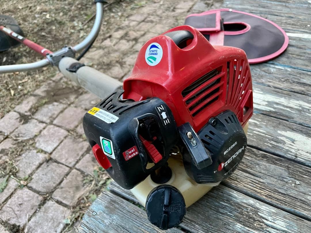 ◾️東京近郊お届け相談可◾️刈払い機◾️草刈り機◾️ゼノア　BCZ265◾️機関良好