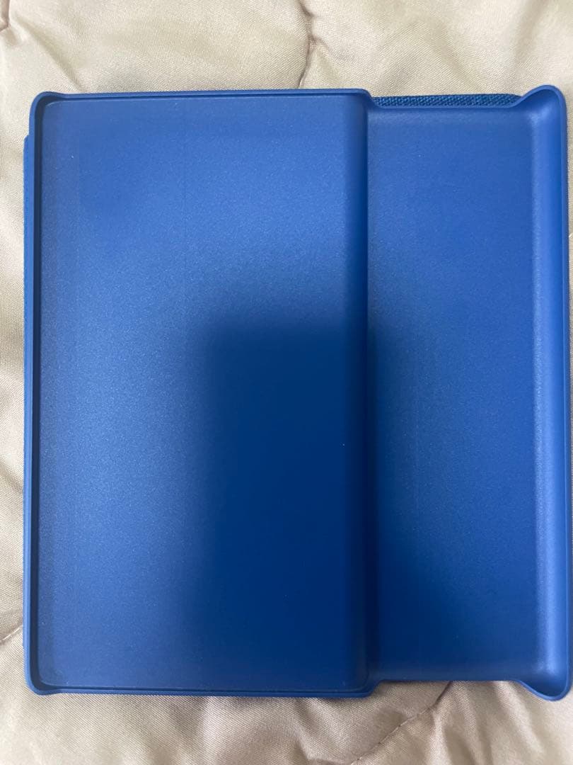 ほぼ新品。Kindle Oasis 第10世代 32GB Wi-Fi