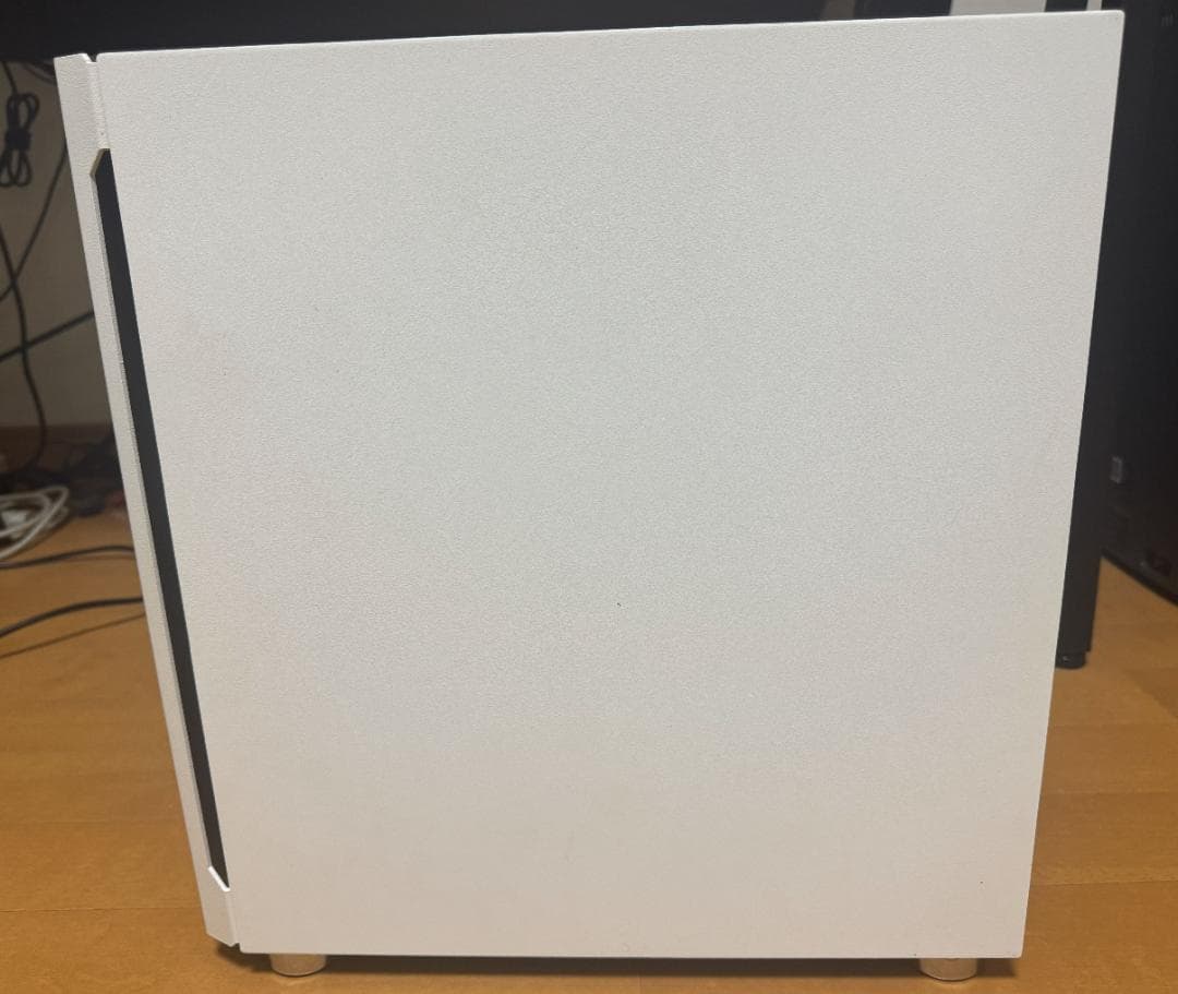 P*人様 デスクトップPC EPYC7702P(64コア128スレッド) メモリ