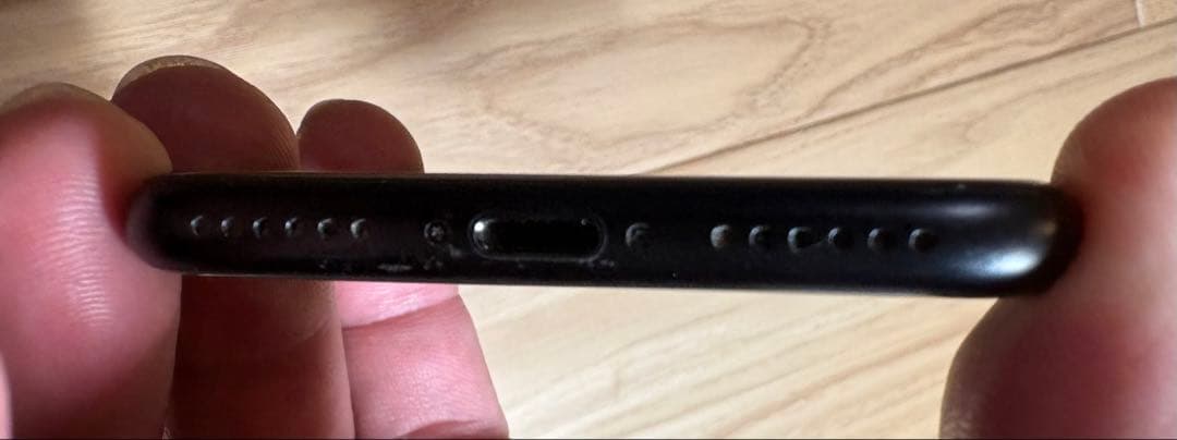 iPhone SE 第2世代　ブラック　64GB SIMフリー