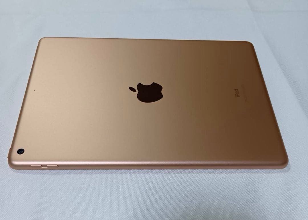 iPad 8世代 32GB WiFi ゴールド