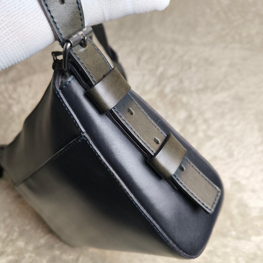 ​エルゴポック ショルダーバッグ ワキシングレザー 紺 本革 日本製 エイジング