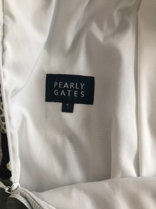 パーリーゲイツ　カモ柄　プリーツスカート