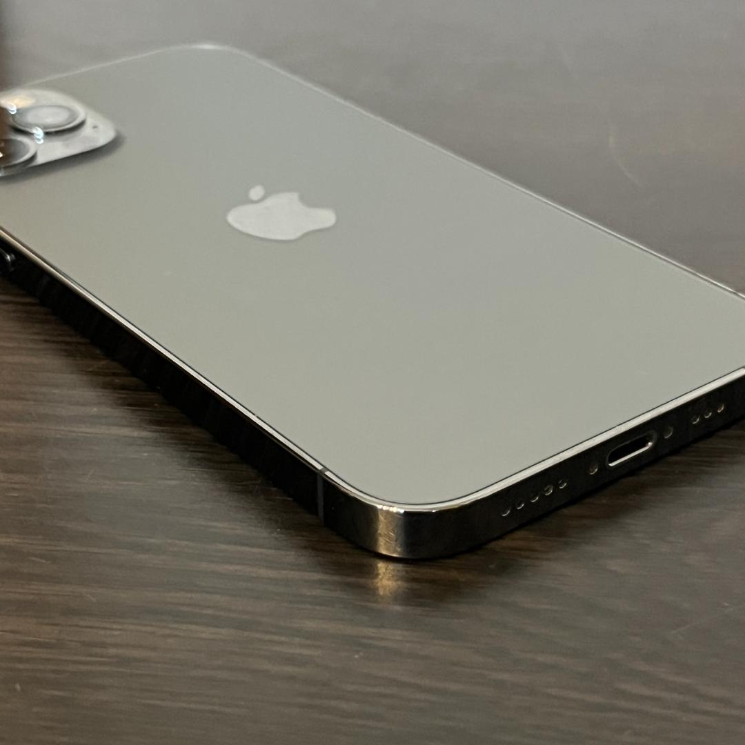 【ジャンク】ドコモ iPhone 12 Pro 256GB グラファイト【動済】