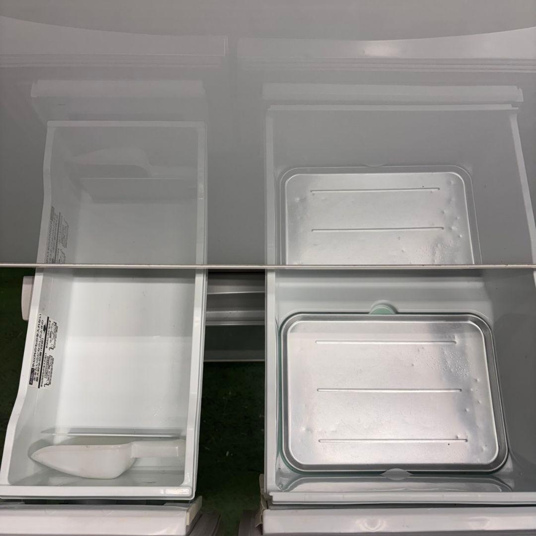 592 東芝　大型冷蔵庫　400L強　右開き　自動製氷　5ドア　ガラスパネル