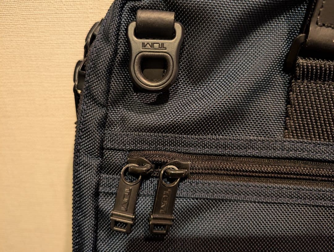 【美品】トゥミ TUMI ブリーフケース アルファブラボー ネイビー