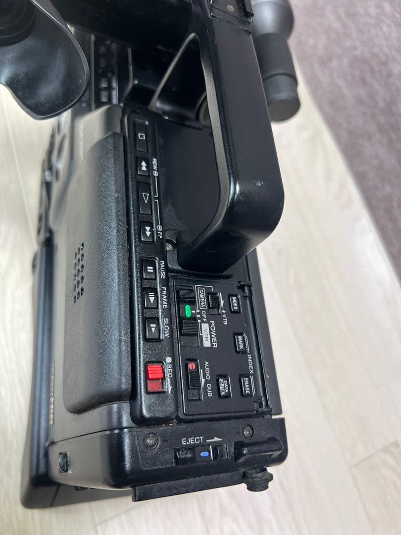 SONYソニーCCD-V5000ビデオHi8PROカメラ中古動作未確認ジャンク