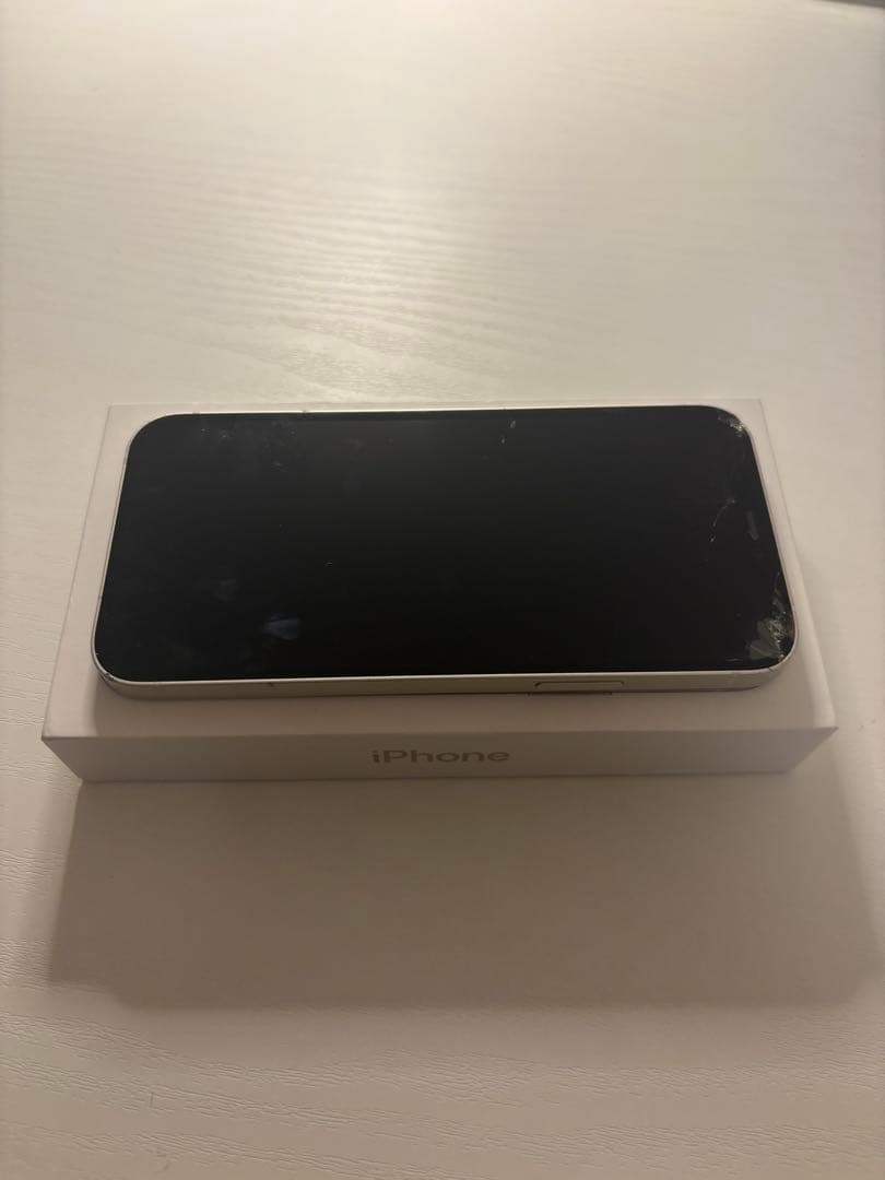 iPhone12 ホワイト　128G SIMフリー　箱付き