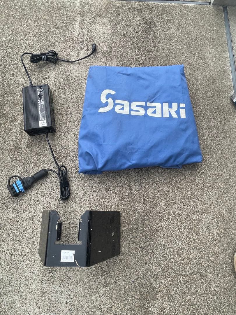 【猫の手】「電動ラッセル除雪機 ER-801DX／バッテリー式」オスーノ