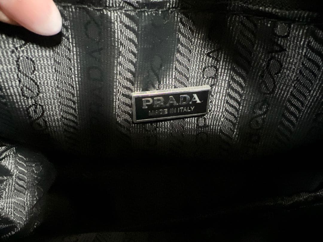 【並行輸入品】プラダ ショルダーバッグ