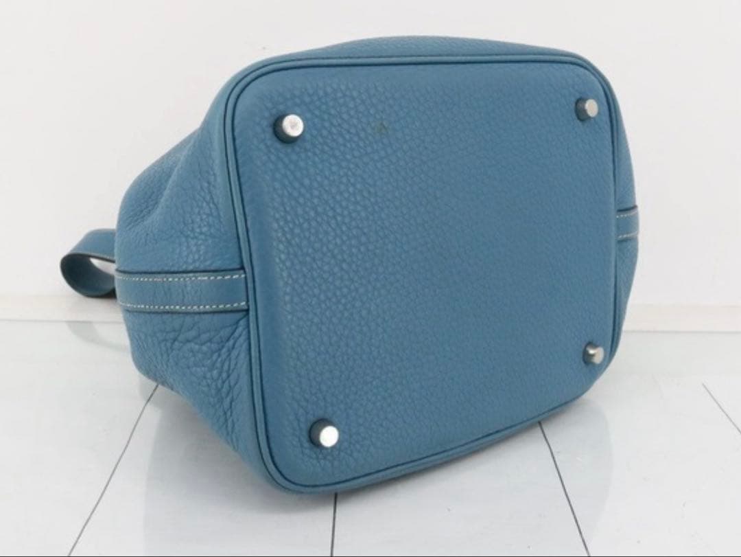 ヤ*ン様 エルメス ハンドバッグ ピコタンMM トリヨンクレマンス ブルー□K刻