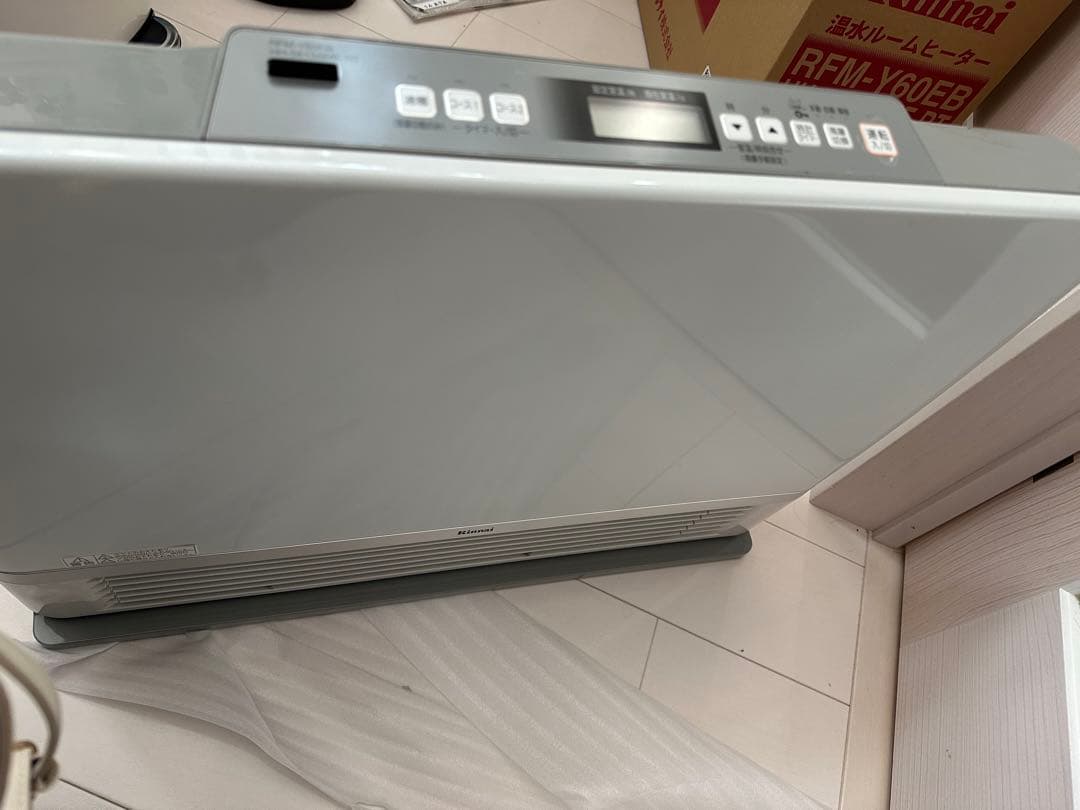 美品　リンナイRinnai RFM-Y60EB 温水ルームヒーター