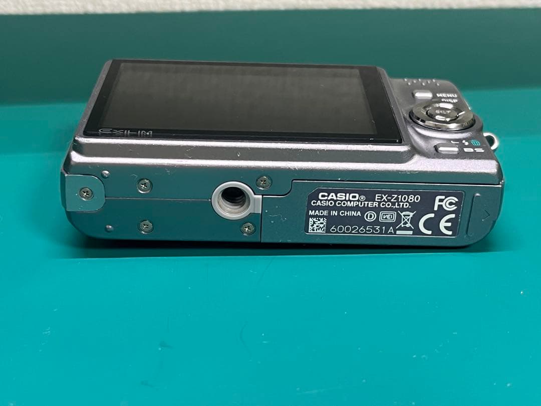 【1010万画素】CASIO EXILIM EX-Z1080★ケース・充電器付