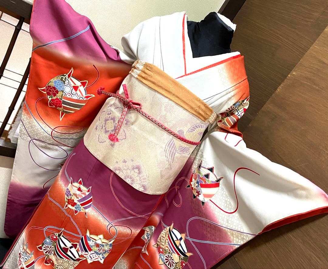 振袖フルセット6点サイズＬ糸巻文　暈し染め　金彩　正絹