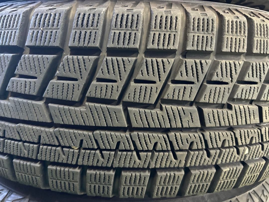 スタッドレスタイヤホイール付185/70R14ヨコハマ　アイスガード6 4本