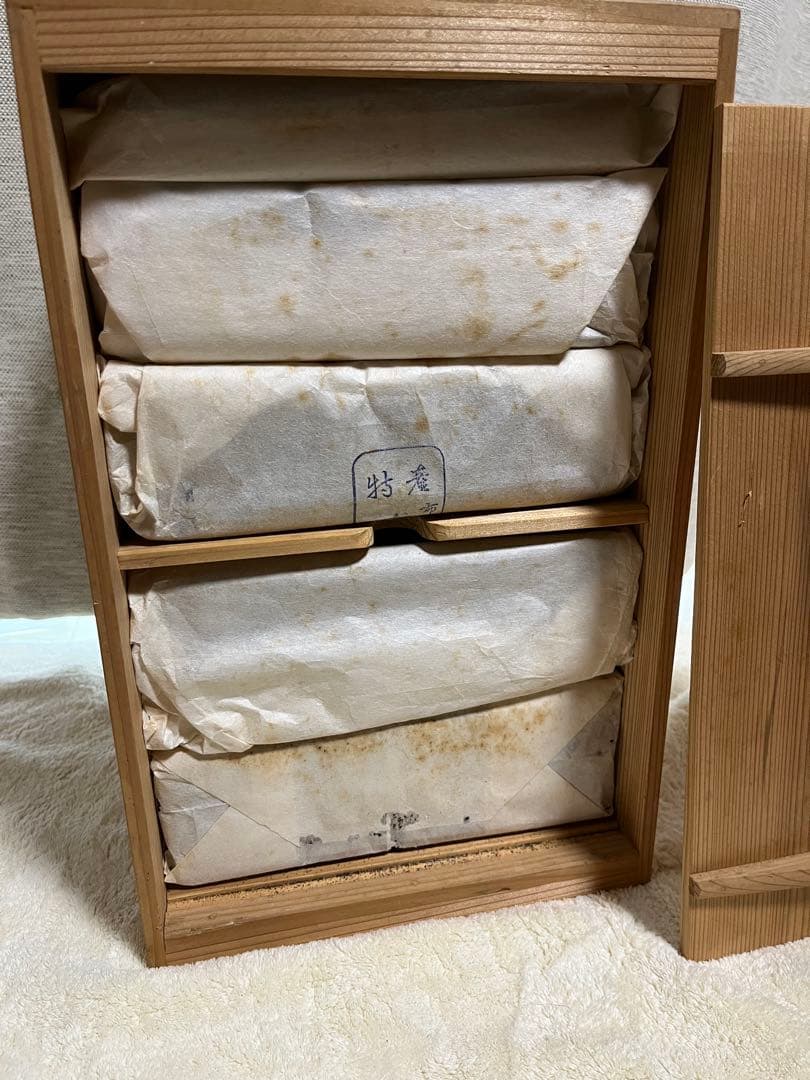 《美品》輪島塗　石川堂謹製　重箱　四段重 工芸品