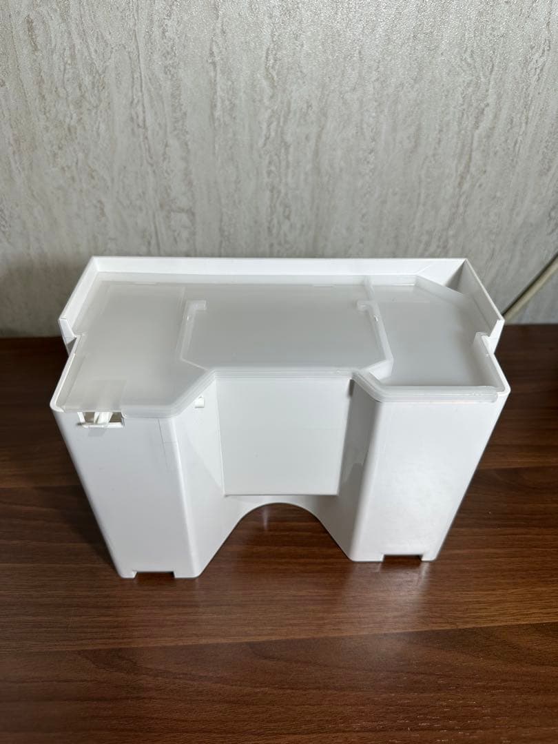 美品 IRIS OHYAMA 除湿機 IJC-J56-W 2022年式