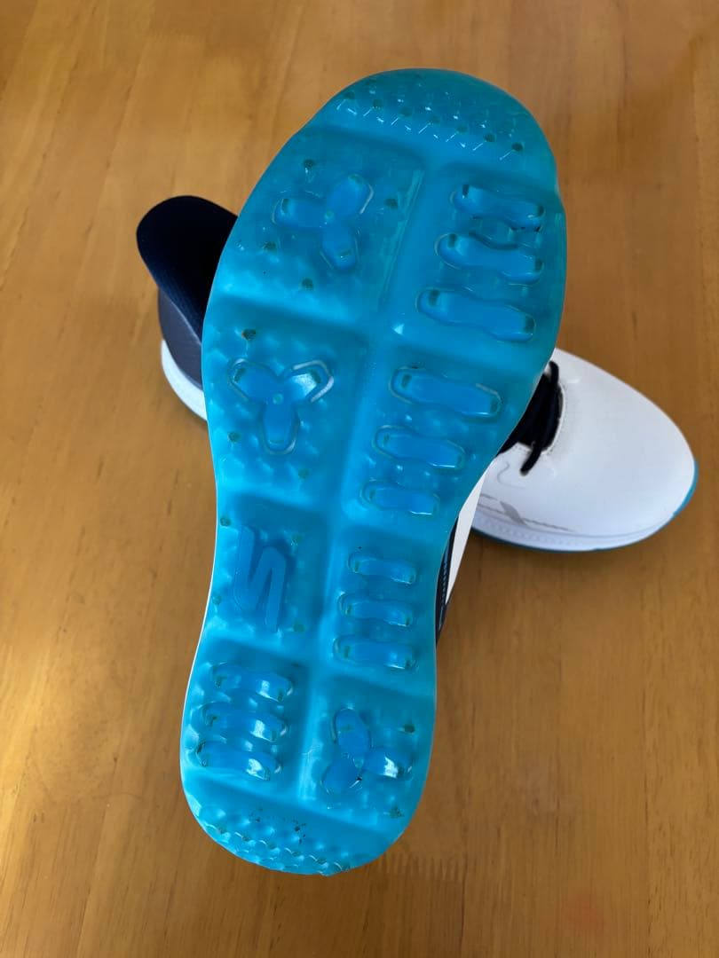 2025年　スケッチャーズ　スリップインゴルフシューズ ホワイト/ネイビー