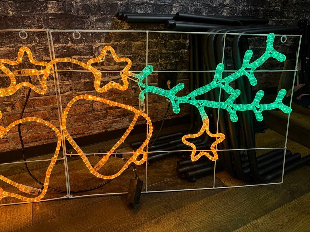 【美品】クリスマス イルミネーションライト 壁掛け用 エフェクト機能付き ベル