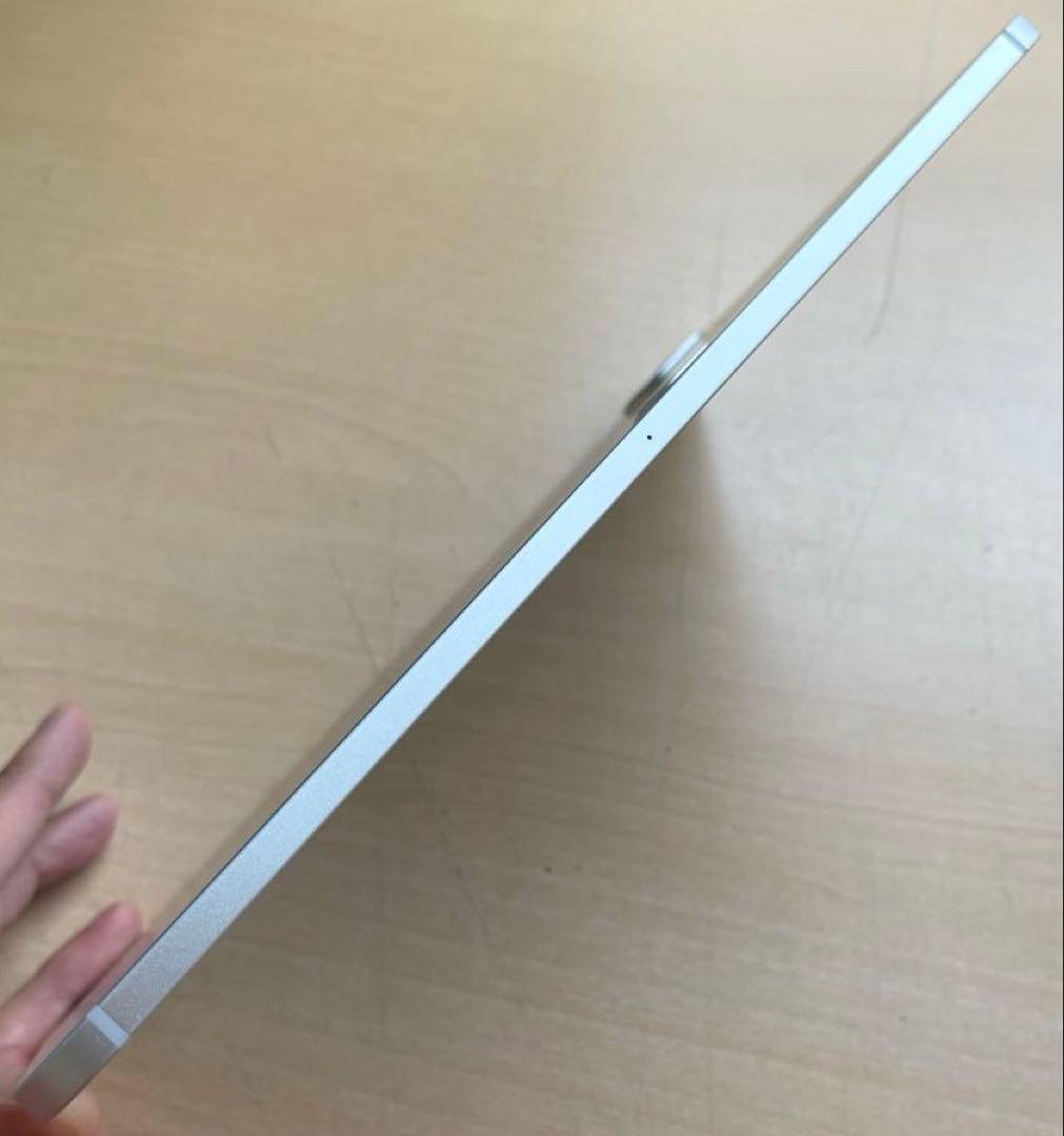 iPad Pro 11インチ　第2世代　シルバー　128GB A2230 美品