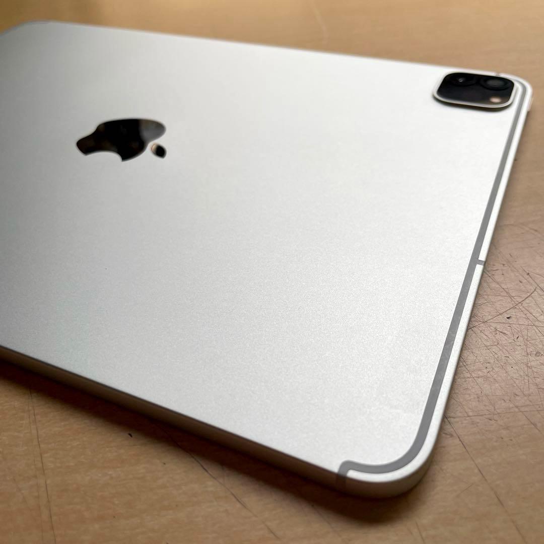 iPad Pro 11インチ　第2世代　シルバー　128GB A2230 美品