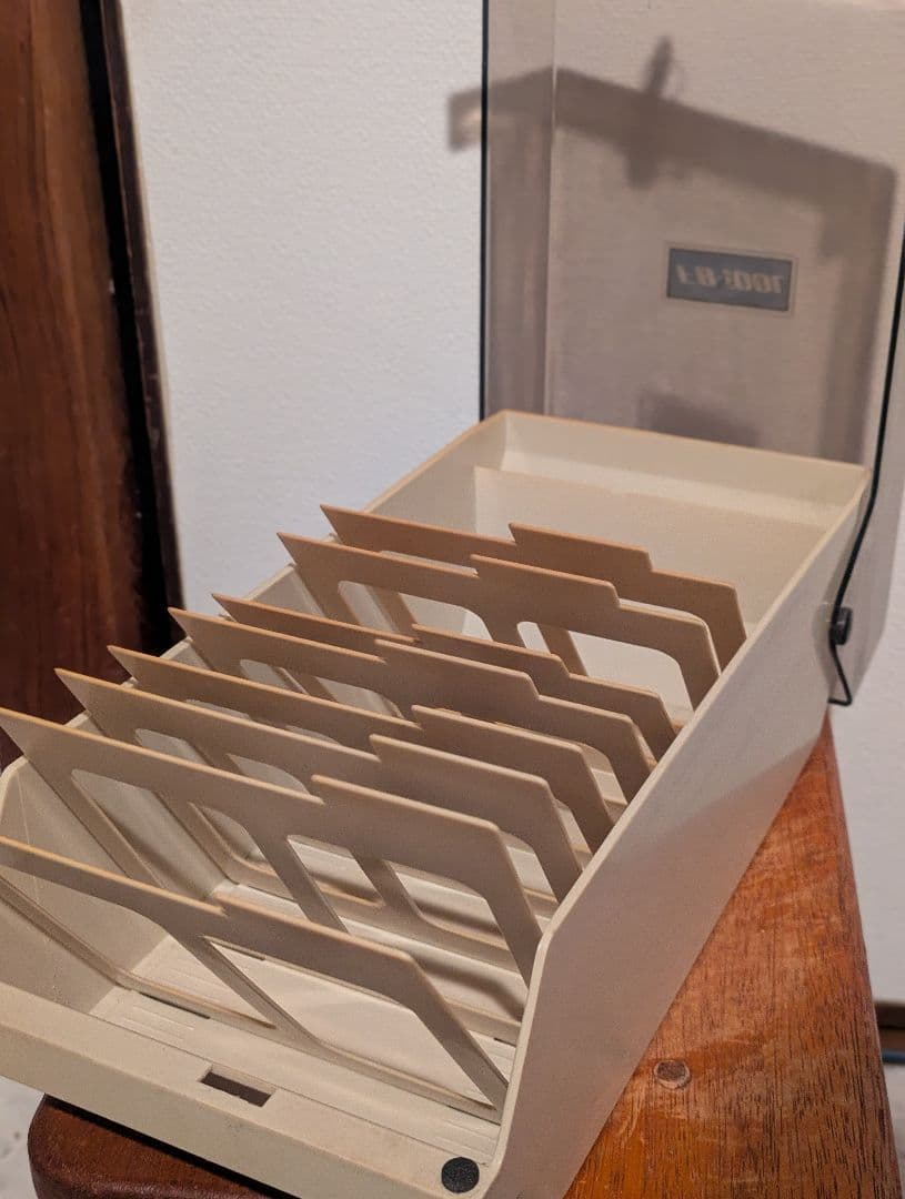 希少鍵付き/FB-100L Needs/ フロッピーディスクケース クリーム色