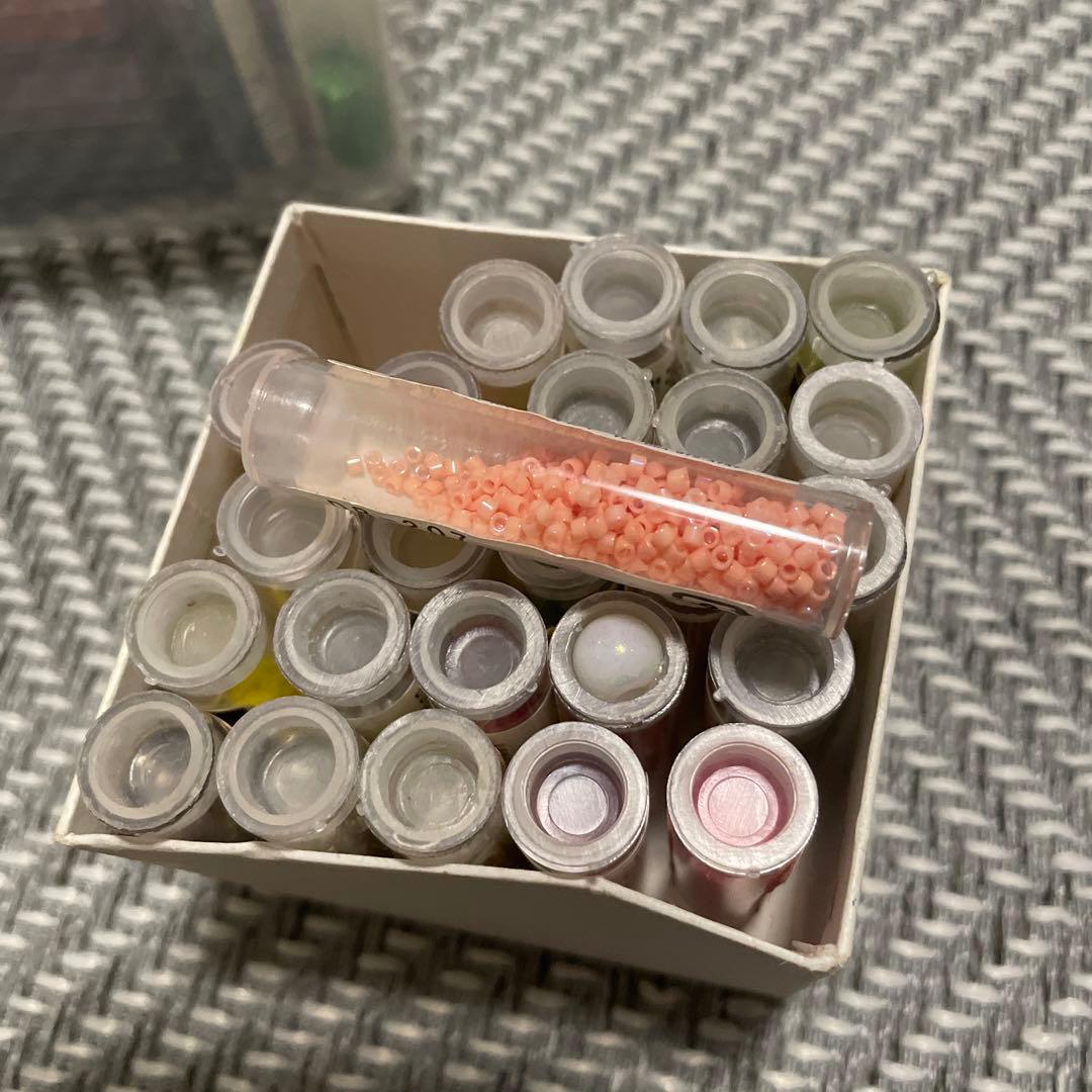 デリカビーズ　手芸パーツ　まとめて出品