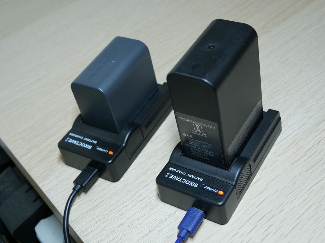 ビデオカメラ JVC GY-HM185