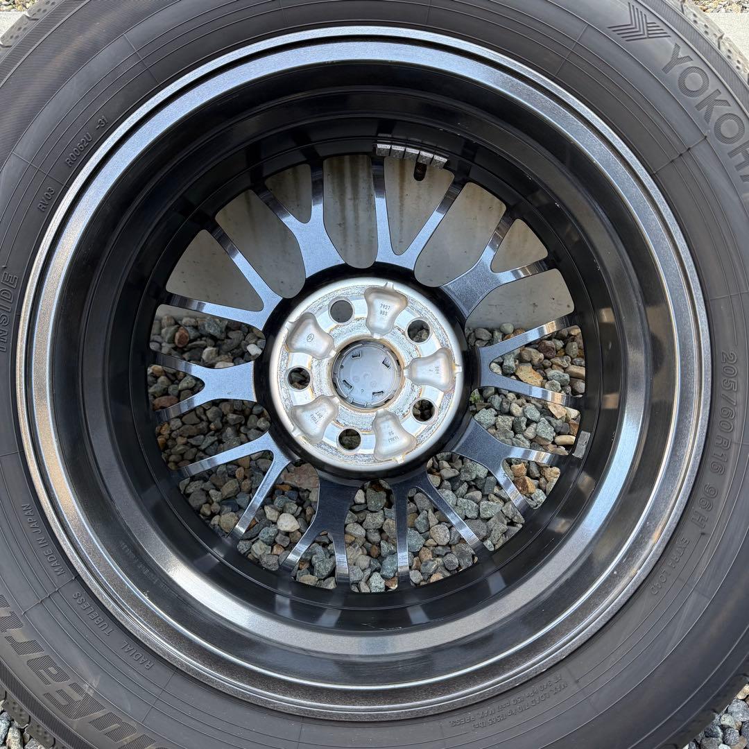 トヨタ　80系　ノア・ヴォクシー ハイブリッド純正BBSホイール